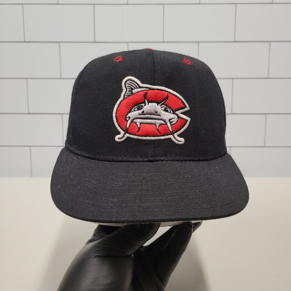 Vintage Carolina Mudcats Pro Line Fitted Hat 7 3/8 MiLB Pirates USA 90s